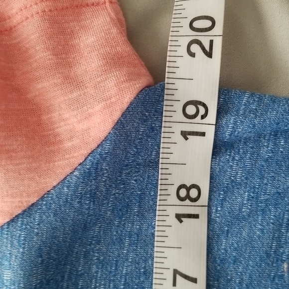 LuLaRoe Women's Top - Picture 9 of 10